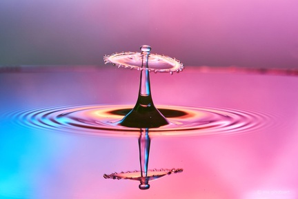 Wassersäule und Schirm